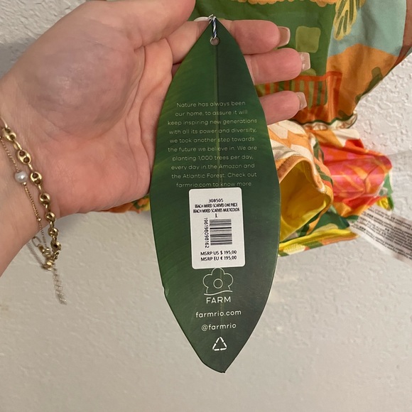 FARM Rio Multicolor One Piece Swimsuit - Picture 6 of 10